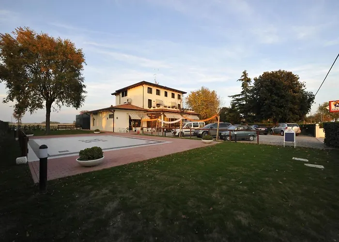 Terzo Bacino 住宿加早餐酒店 圣米凯莱亚尔塔利亚门托